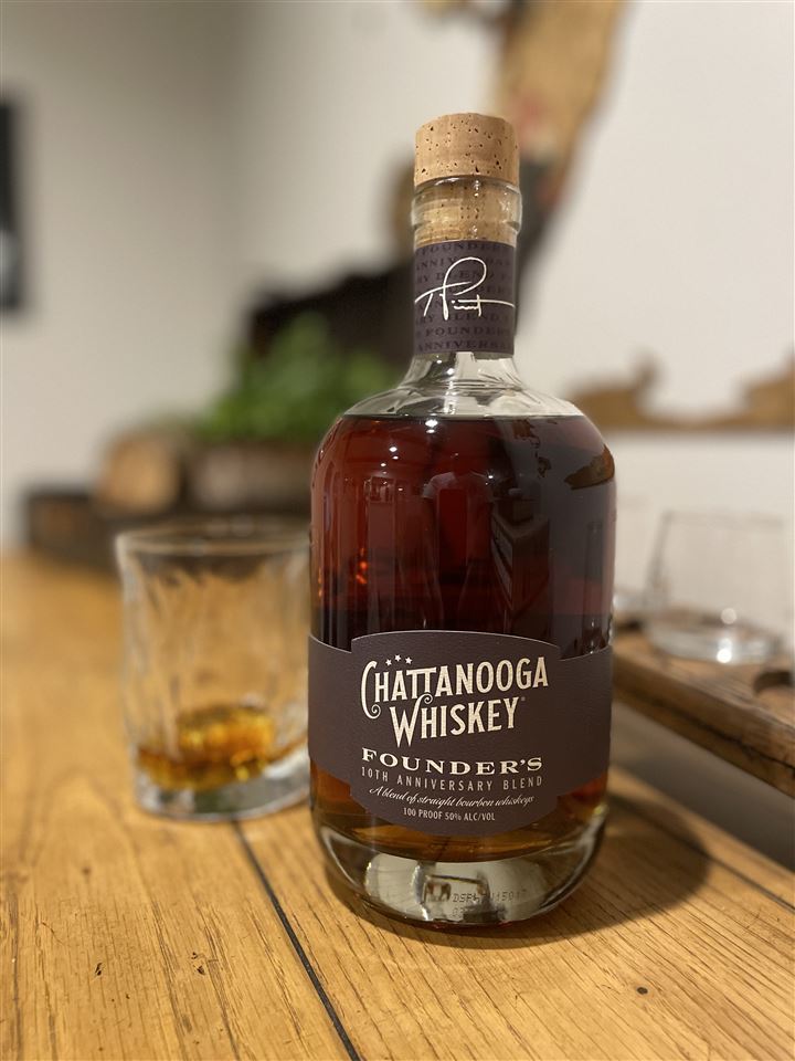 Chattanooga Whiskey Founder's 10th Anniversary Blend: First Pour