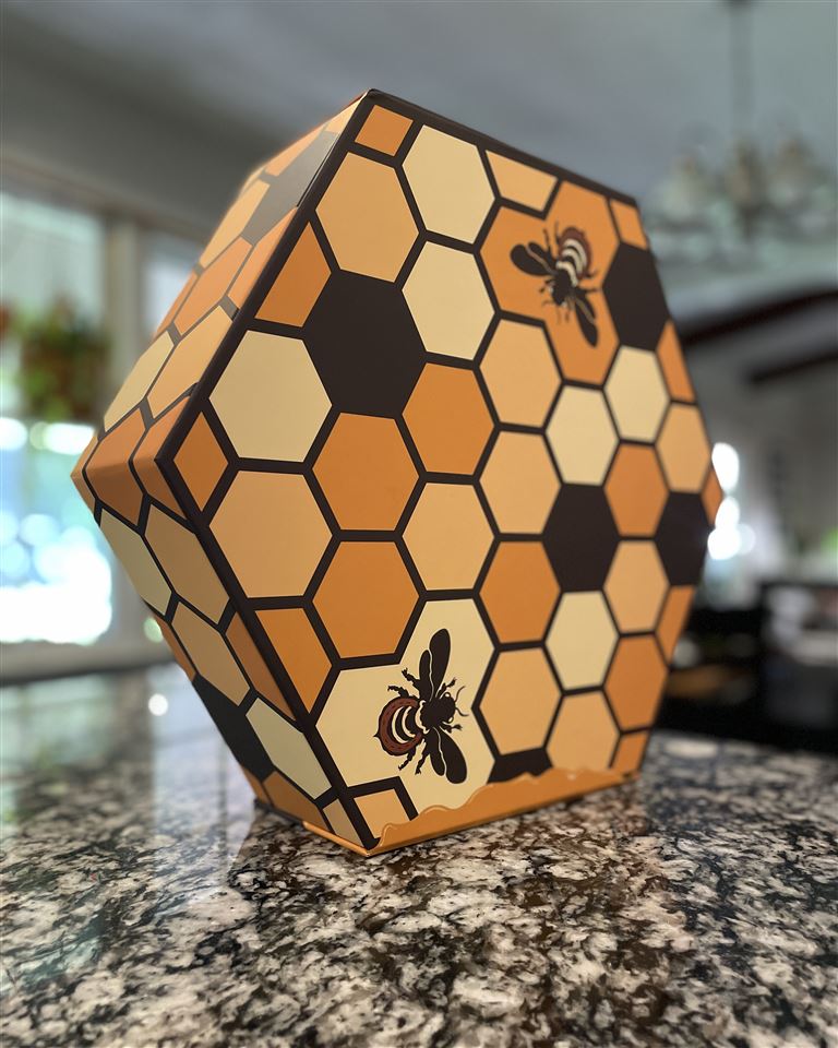 Green River Honey Finished Bourbon Whiskey Beehive Box