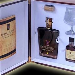 James Thompson & Brother 42-Year Final Reserve Bourbon Photo